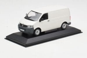 Volkswagen T5 Transporter Blanco Minichamps 1:43 T5002-B Metal - imagen 2 de 4