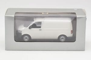Volkswagen T5 Transporter Blanco Minichamps 1:43 T5002-B Metal - imagen 4 de 4
