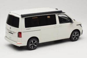 Volkswagen T6.1 California Ocean Candy White Otto 1:18 OT488 Resina - imagen 2 de 6