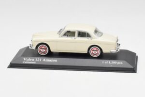 Volvo 121 Amazon Blanco Minichamps 1:43 430171040 Metal
