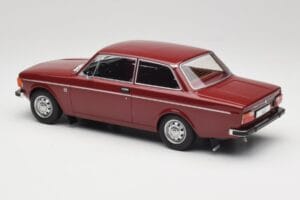 Volvo 142 Rojo Oscuro MCG 1:18 MCG18443 Metal - imagen 5 de 6