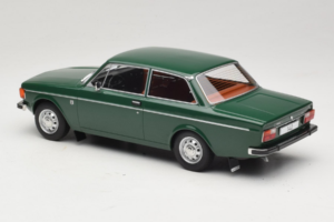 Volvo 142 Verde MCG 1:18 MCG18005 Metal - imagen 5 de 6