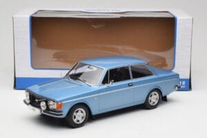 Volvo 142 Azul Claro MCG 1:18 MCG18444 Metal - imagen 6 de 6