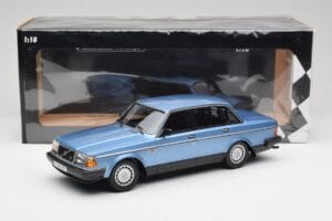 Volvo 240 GL Azul Metálico Minichamps 1:18 155171404 Metal - imagen 6 de 6