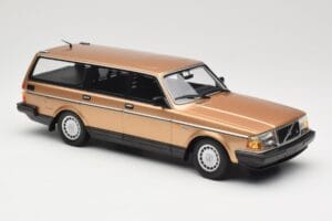 Volvo 240 GL Familiar Gold Metallic Minichamps 1:18 155171415 Metal - imagen 4 de 6