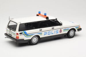 Volvo 240 GL Familiar Polis Sweden Minichamps 1:18 155171480 Metal - imagen 2 de 6