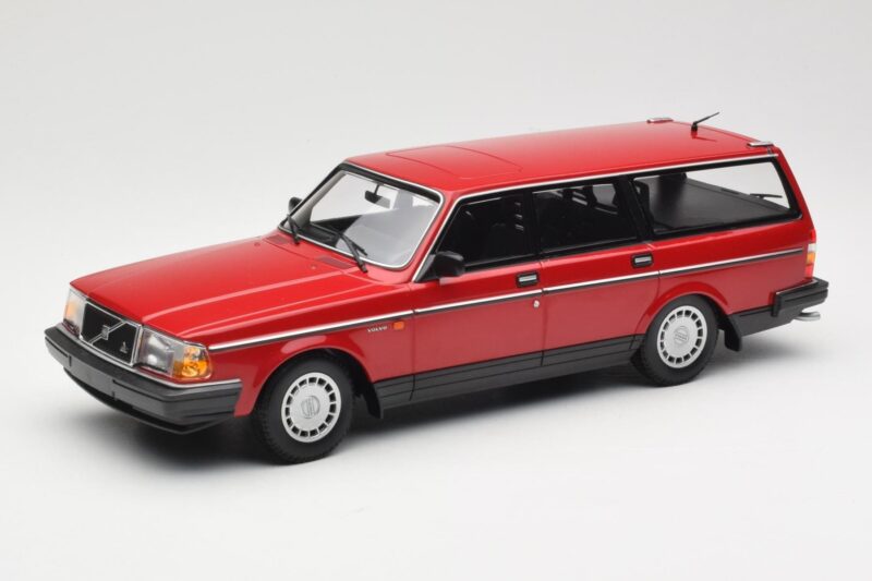 Volvo 240 GL Familiar Rojo Minichamps 1:18 155171411 Metal