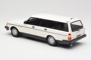 Volvo 240 GL Familiar Blanco Minichamps 1:18 155171412 Metal - imagen 5 de 6
