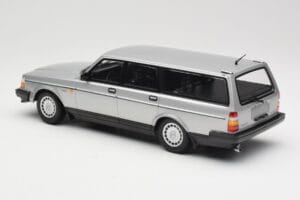 Volvo 240 GL Estate Plata Minichamps 1:18 155171416 Metal - imagen 5 de 6