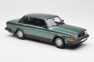 Volvo 240 GL Verde Metálico Minichamps 1:18 155171400 Metal - imagen 4 de 6