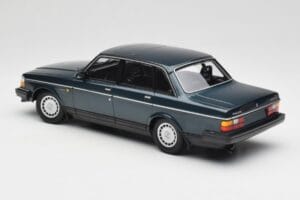 Volvo 240 GL Petrol Metallic Minichamps 1:18 155171407 Metal - imagen 5 de 6