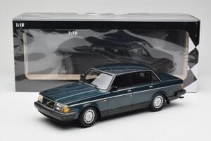 Volvo 240 GL Petrol Metallic Minichamps 1:18 155171407 Metal - imagen 6 de 6