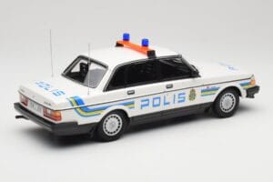 Volvo 240 GL Polis Sweden Minichamps 1:18 155171490 Metal - imagen 2 de 6