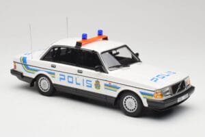 Volvo 240 GL Polis Sweden Minichamps 1:18 155171490 Metal - imagen 4 de 6