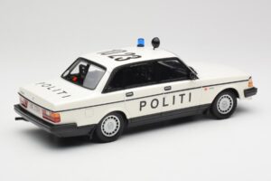 Volvo 240 GL Politi Denmark Minichamps 1:18 155171495 Metal - imagen 2 de 6