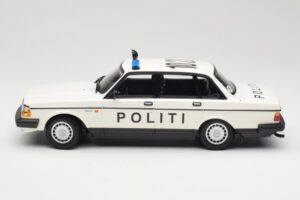 Volvo 240 GL Politi Denmark Minichamps 1:18 155171495 Metal - imagen 3 de 6