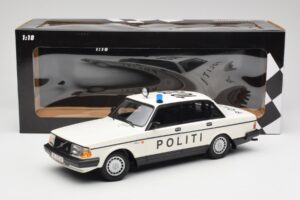 Volvo 240 GL Politi Denmark Minichamps 1:18 155171495 Metal - imagen 6 de 6