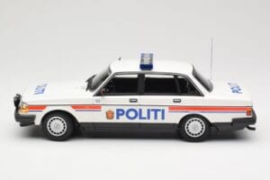 Volvo 240 GL Politi Norway Minichamps 1:18 155171491 Metal - imagen 3 de 6