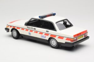 Volvo 240 GL Politie Netherlands Minichamps 1:18 155171498 Metal - imagen 5 de 6