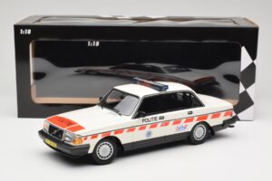 Volvo 240 GL Politie Netherlands Minichamps 1:18 155171498 Metal - imagen 6 de 6
