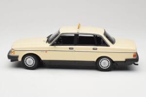 Volvo 240 GL Taxi Minichamps 1:18 155171494 Metal - imagen 3 de 6
