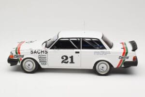 Volvo 240 Turbo #21 P. Stureson DTM Winner Wunstorf 1985 AUTOart 1:18 88592 Metal - imagen 4 de 8