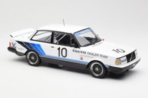 Volvo 240 Turbo #10 R. Francevic Winner ATCC 1986 IXO 1:18 18RMC176 Metal - imagen 4 de 6