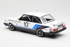 Volvo 240 Turbo #10 R. Francevic Winner ATCC 1986 IXO 1:18 18RMC176 Metal - imagen 5 de 6