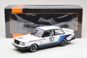 Volvo 240 Turbo #10 R. Francevic Winner ATCC 1986 IXO 1:18 18RMC176 Metal - imagen 6 de 6
