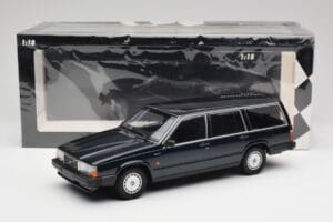 Volvo 740 GL Familiar Verde Oscuro Metálico Minichamps 1:18 155171771 Metal - imagen 6 de 6
