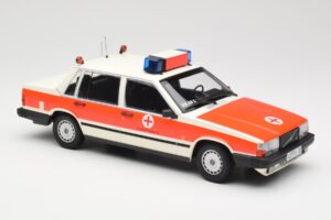Volvo 740 GL DRK Aschaffenburg Minichamps 1:18 155171790 Metal - imagen 4 de 6