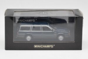 Volvo 740 GL Estate Azul Verde Metálico Minichamps 1:43 943171713 Metal - imagen 4 de 4