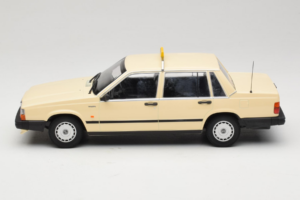 Volvo 740 GL Taxi Alemania Minichamps 1:18 155171792 Metal - imagen 3 de 6