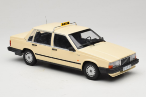 Volvo 740 GL Taxi Alemania Minichamps 1:18 155171792 Metal - imagen 4 de 6