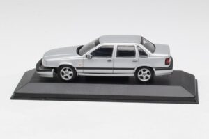 Volvo 850 Plata Minichamps 1:43 430171402 Metal
