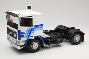 Volvo F12 Azul Blanco Road Kings 1:18 RK180033 Metal - imagen 2 de 8