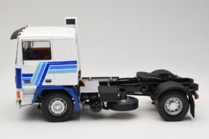 Volvo F12 Azul Blanco Road Kings 1:18 RK180033 Metal - imagen 4 de 8