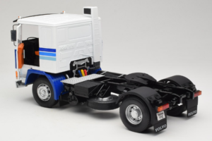 Volvo F12 Azul Blanco Road Kings 1:18 RK180033 Metal - imagen 5 de 8