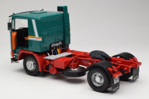 Volvo F1220 Verde Rojo Road Kings 1:18 RK180032 Metal - imagen 5 de 8