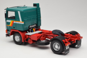 Volvo F1220 Verde Rojo Road Kings 1:18 RK180032 Metal - imagen 7 de 8