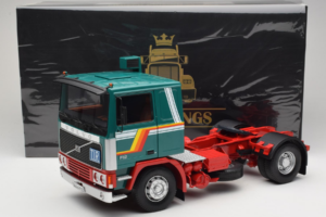 Volvo F1220 Verde Rojo Road Kings 1:18 RK180032 Metal - imagen 8 de 8