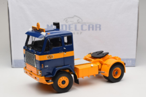 Volvo F88 Azul Oscuro Amarillo MCG 1:18 MCG18140 Metal - imagen 8 de 8