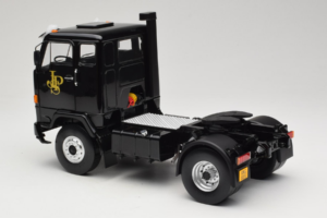 Volvo F88 John Player Special Black MCG 1:18 MCG18217 Metal - imagen 7 de 8