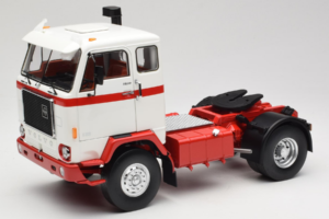 Volvo F88 Blanco Rojo MCG 1:18 MCG18141 Metal