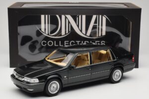 Volvo S90 Royal Green DNA 1:18 DNA000090 Metal - imagen 6 de 6