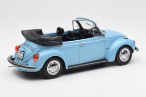 Volkswagen Beetle 1303 Cabriolet Azul Claro Norev 1:18 188531 Metal - imagen 2 de 6