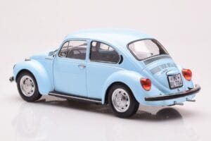 Volkswagen Beetle 1303 Azul Claro Norev 1:18 188532 Metal - imagen 5 de 6