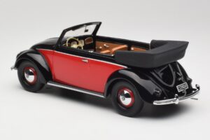 Volkswagen Beetle Descapotable Negro & Rojo Minichamps 1:18 107054132 Resina - imagen 5 de 6