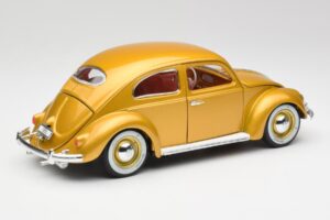 Volkswagen Beetle Dorado Bburago 1:18 3361 Metal - imagen 3 de 8