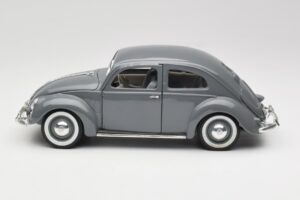 Volkswagen Export Sedan Agave Grey Maisto 1:18 100299 Metal - imagen 4 de 8